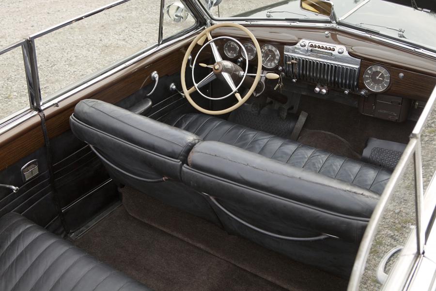  Cadillac Series 62 Convertible Coupe 1942 года  (фото 25 из 48)